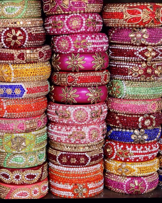 Jaipur Private Tour - Bangles in Market