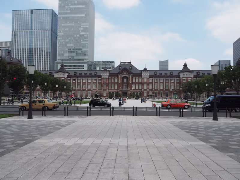 Tokyo Private Tour - Tokyo Station