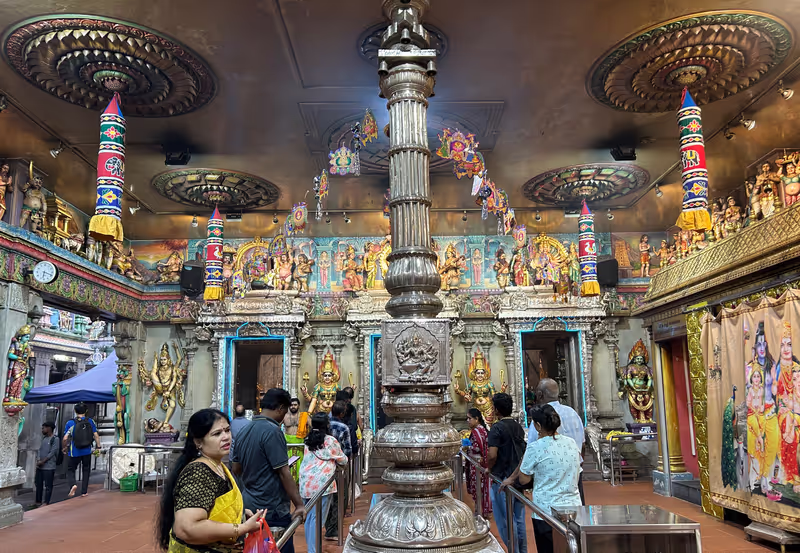 Singapore Private Tour - Sri Veeramakaliamman Temple