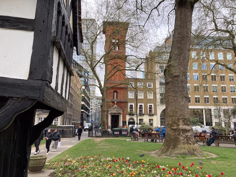 London Private Tour - Soho Square
