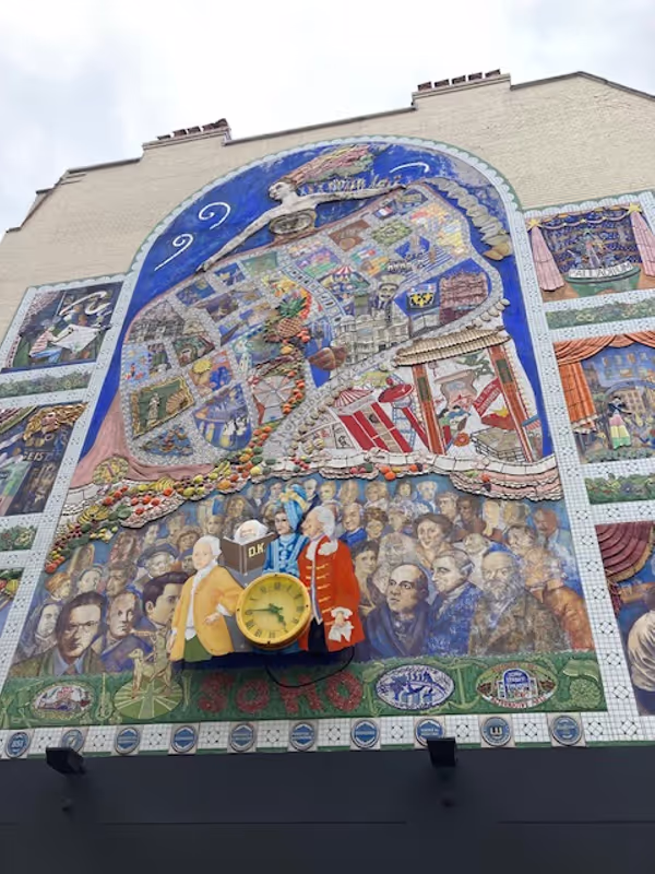 London Private Tour - Soho mural