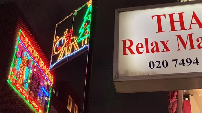 London Private Tour - Bright lights of Soho