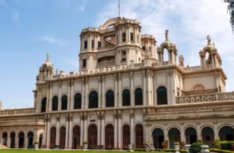 Lucknow Private Tour - La-martinere palace