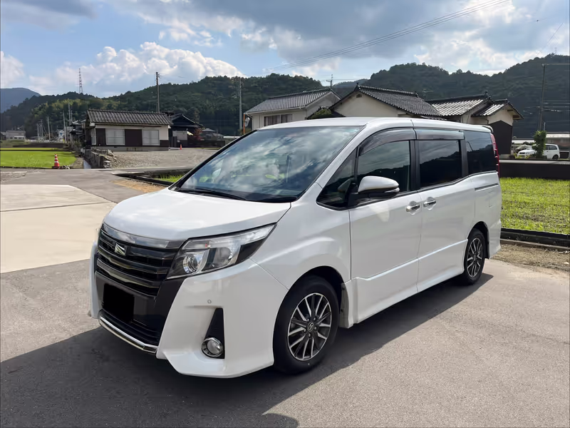 Kagawa Private Tour - Toyota Noah