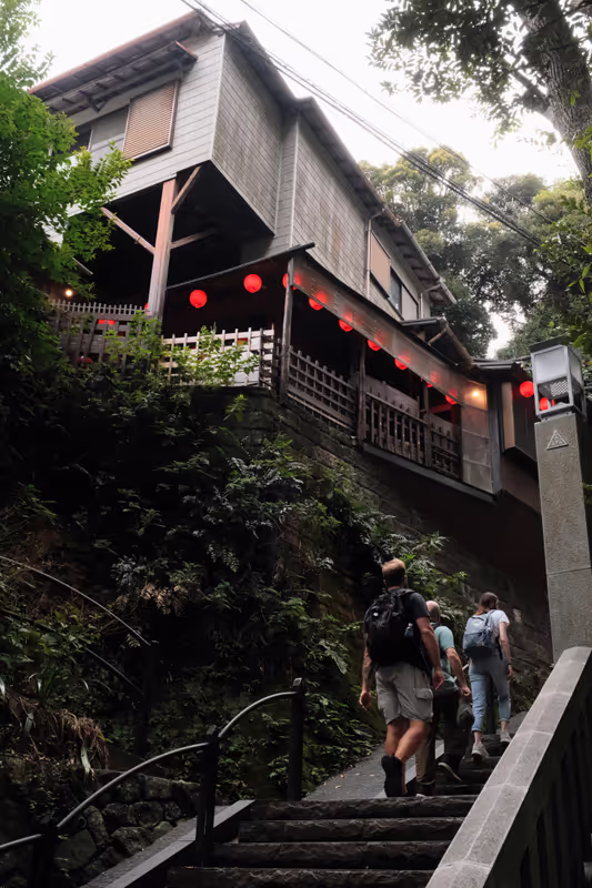 Kamakura Private Tour - Enoshima has a lot of cafes and restaurants