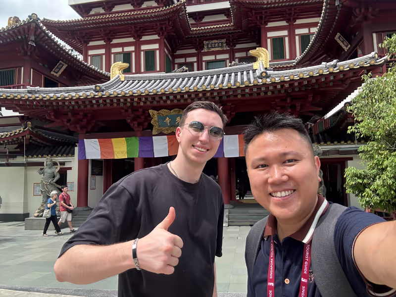 Singapore Private Tour - Buddha Tooth Relic Temple