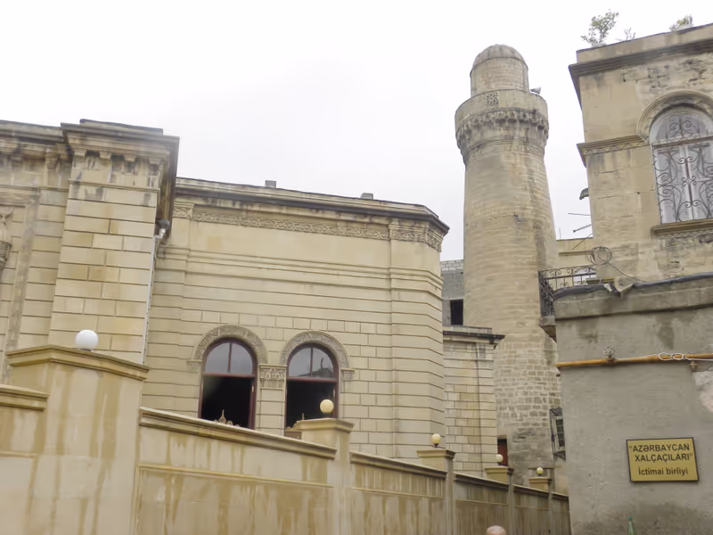 Baku Private Tour - Cuma mosque
