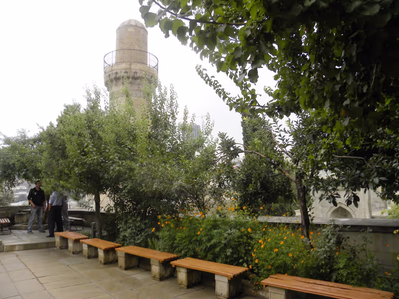 Baku Private Tour - Shah (King) mosque