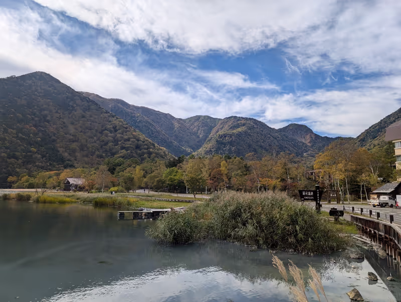 Ibaraki Private Tour - Lake Chūzenji