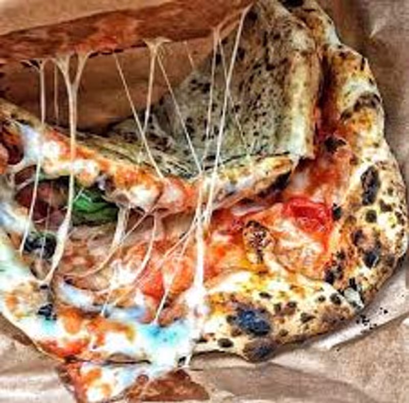 Naples Private Tour - A fab "pizza wallet"