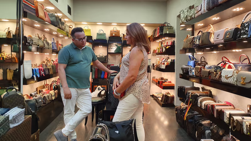 Istanbul Private Tour - Grand Bazaar Handbags