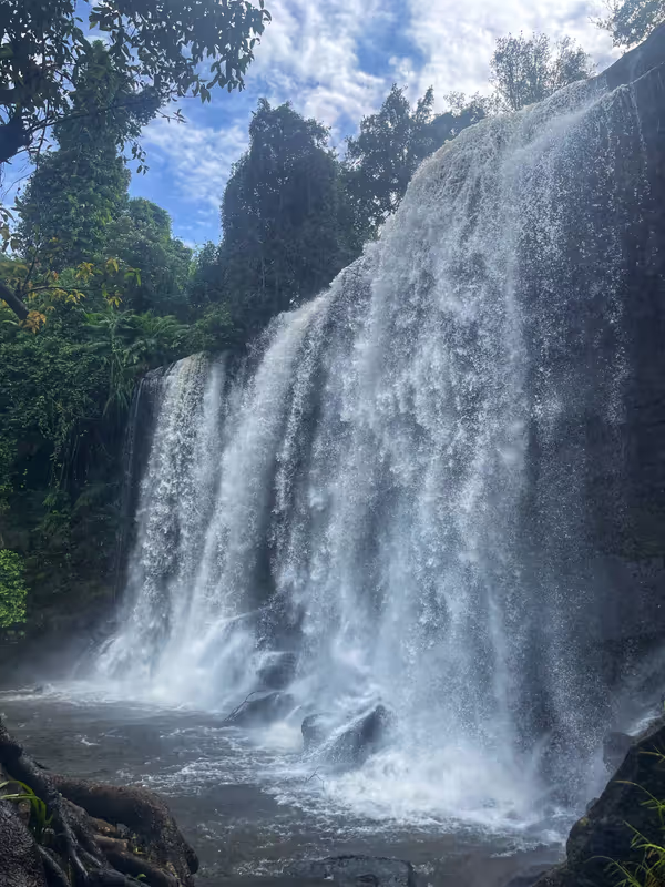 Siem Reap Private Tour - Beautiful waterfall