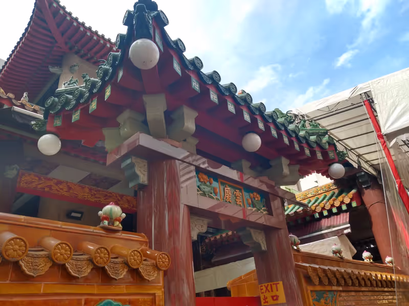 Singapore Private Tour - Kwan Im Temple (Buddhist)