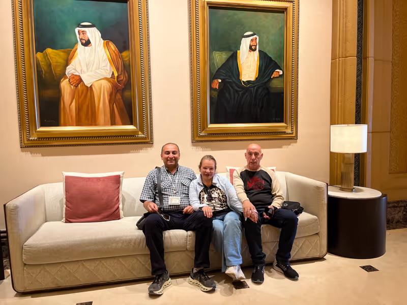 Dubai Private Tour - Emirate palace Hotel