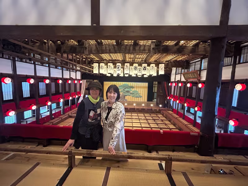 Kagawa Private Tour - Kanamaruza Kabuki Theater!