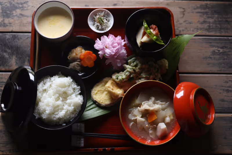 Hiroshima Private Tour - We cook together. The bowls are very old ones.
