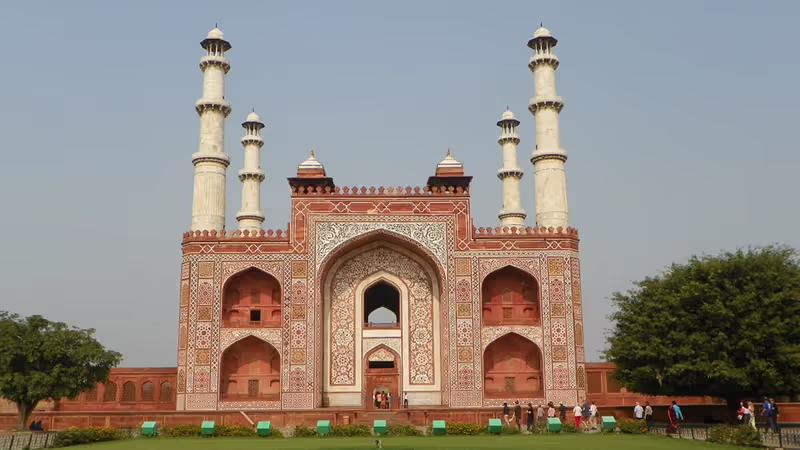 Delhi Private Tour - Sikandra