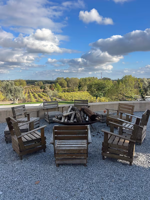 Lisbon Private Tour - Fita Preta Winery Lounge and Pit Fire