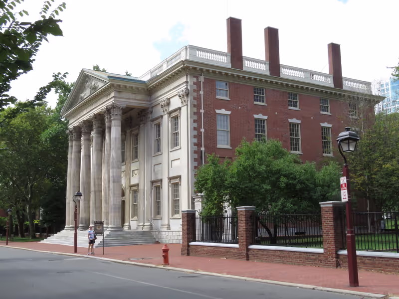 Philadelphia Private Tour - 1st Bank of the US