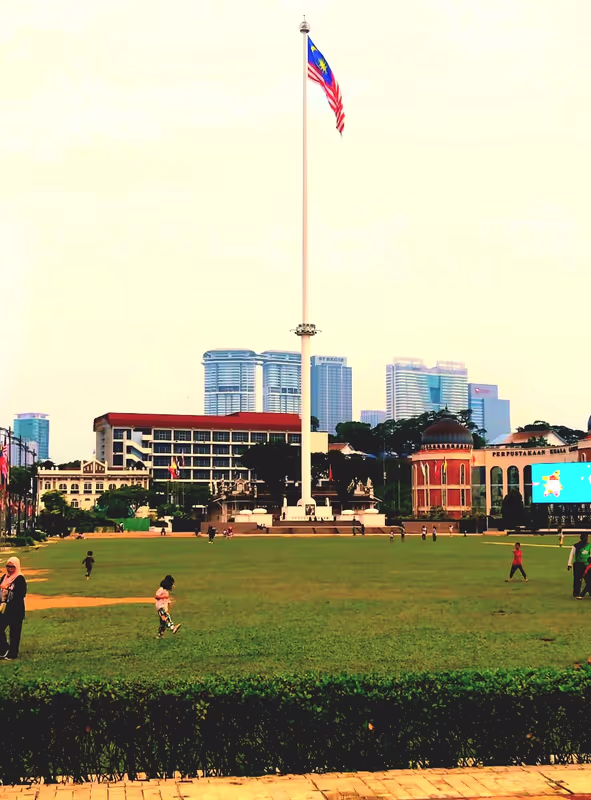 Kuala Lumpur Private Tour - Independence Square flag pole