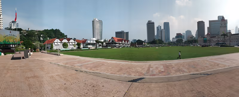 Kuala Lumpur Private Tour - Independance Square