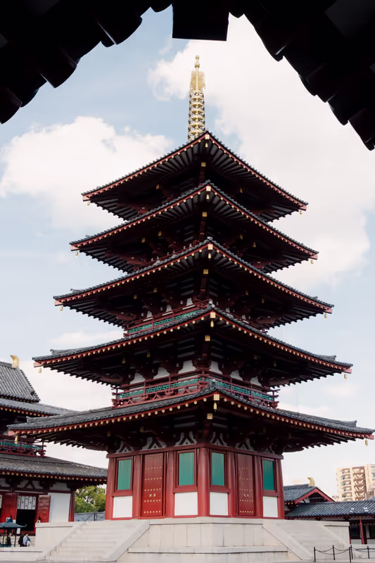 Osaka Private Tour - FIve-story Pagoda at Shitennoji-temple
