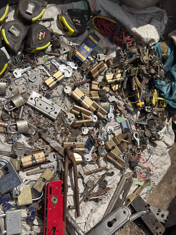 Addis Ababa Private Tour - old lock