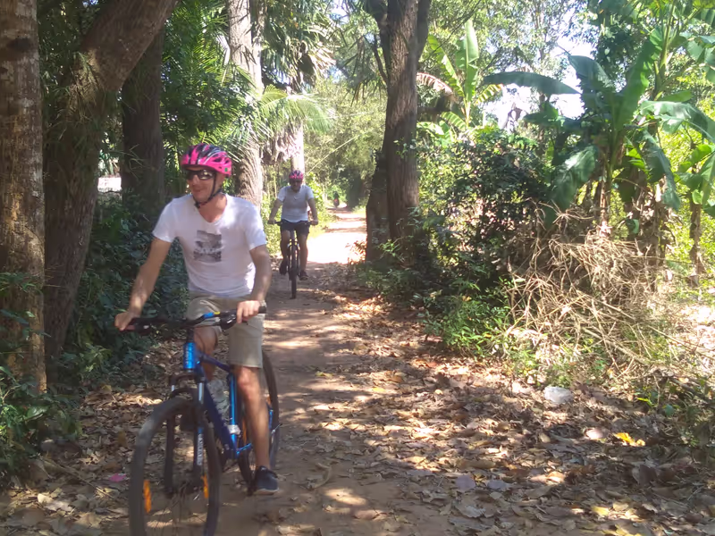 Siem Reap Private Tour - Siem reap cycling tour