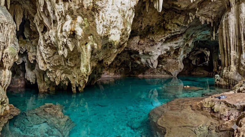 San Cristobal Private Tour - The Three Eyes National Park 3