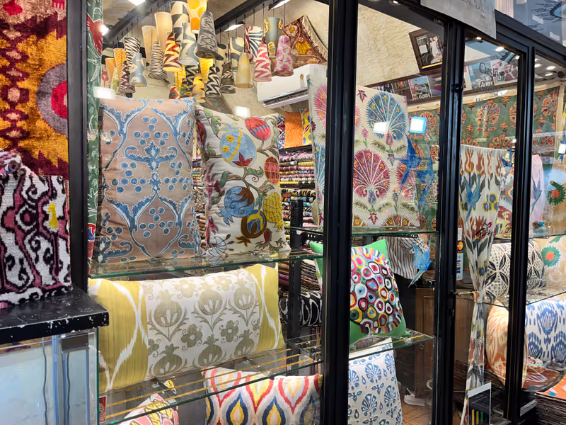 Istanbul Private Tour - Turkish Fabrics