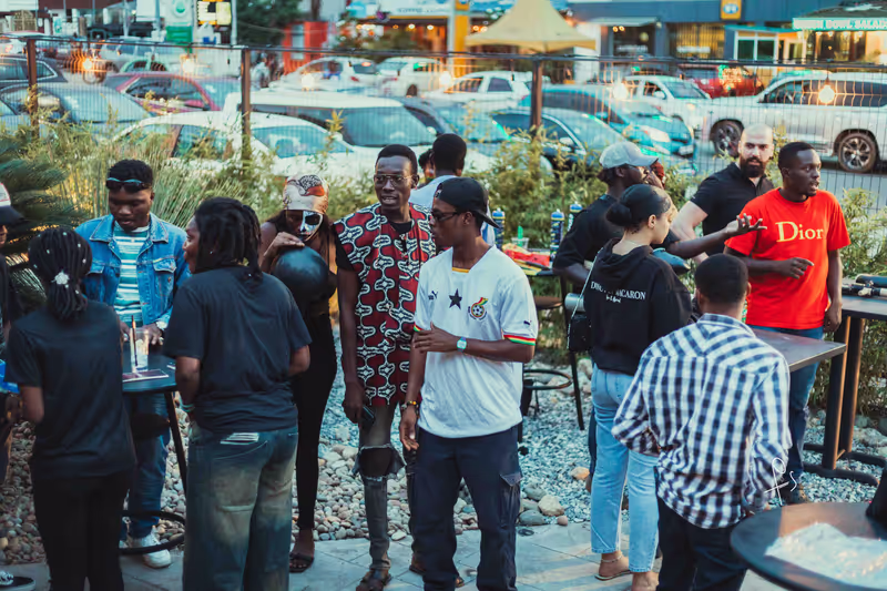 Accra Private Tour - Networking time