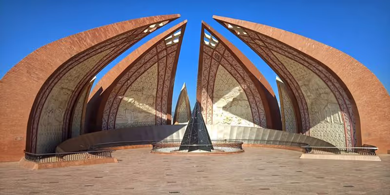 Islamabad Private Tour - Pakistan Monument