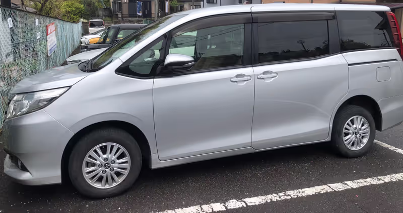 Osaka Private Tour - 8 seater Toyota van