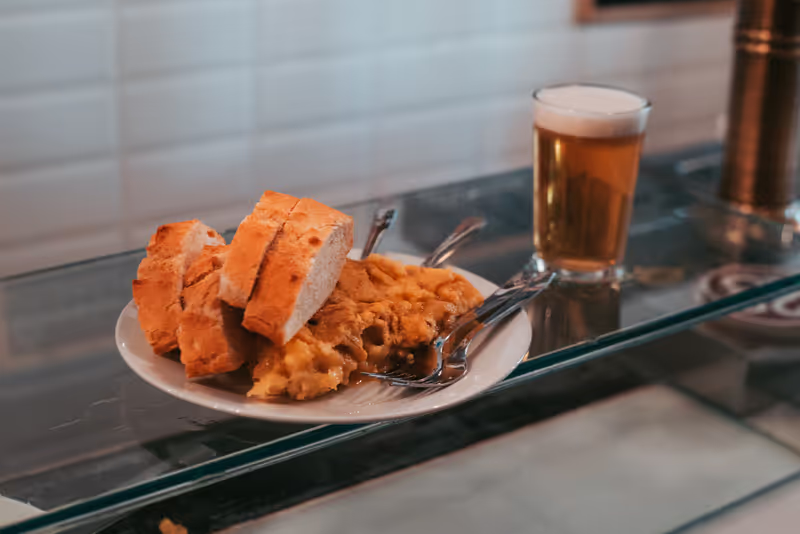 Madrid Private Tour - Meat-free Spanish tapas in La Latina