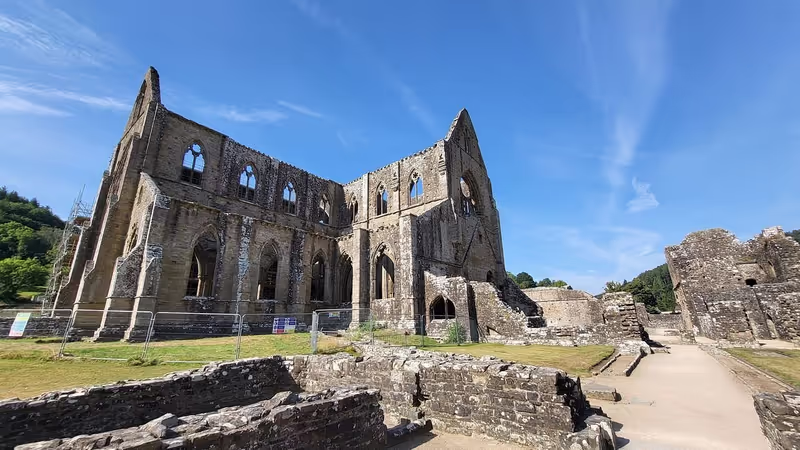 Cardiff Private Tour - 