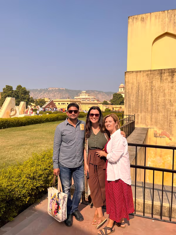 Jaipur Private Tour - Jantar Mantar With Guide & Guest