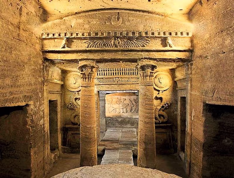Cairo Private Tour - Catacombs of Kom El Shoqafa