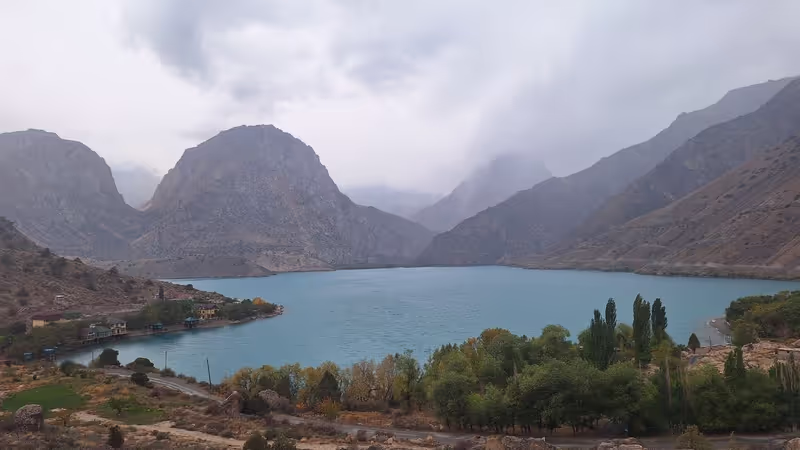 Sughd Private Tour - View of Iskandarkul on cloudy days