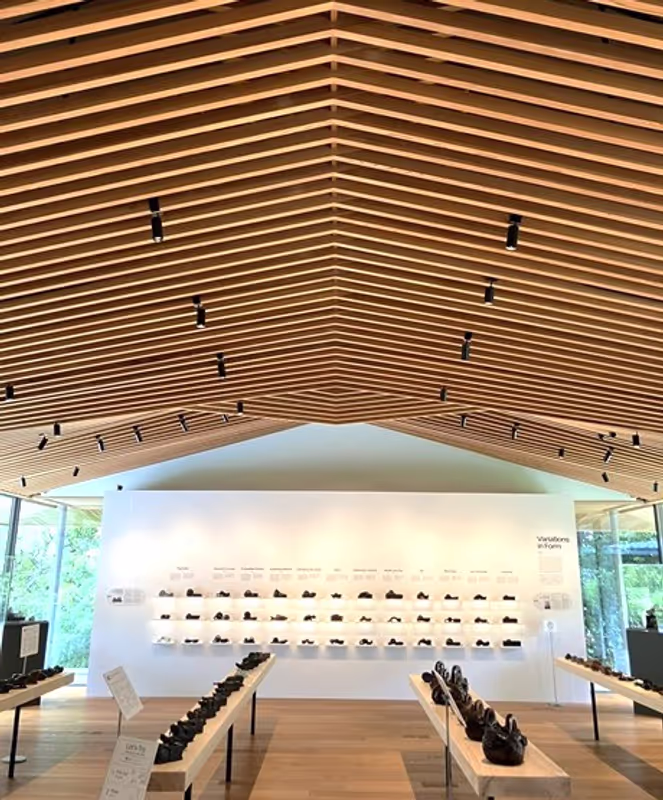 Kobe Private Tour - House boat-shaped ceiling in Museum