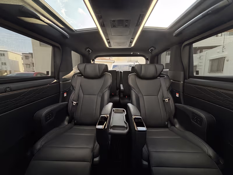 Okinawa Main Island Private Tour - Toyota Alphard