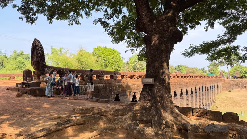 Siem Reap Private Tour - Ancient bridge of Kampong Kdei
