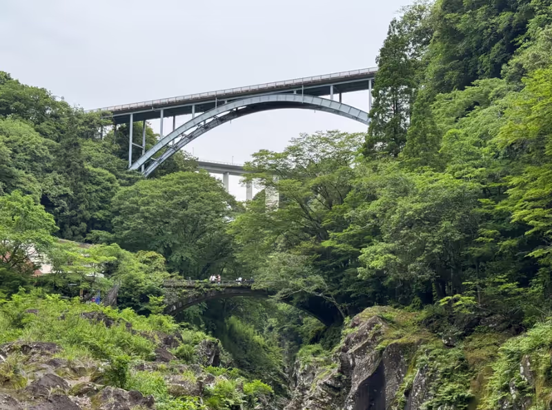 Fukuoka Private Tour - Takachiho Three-Bridges