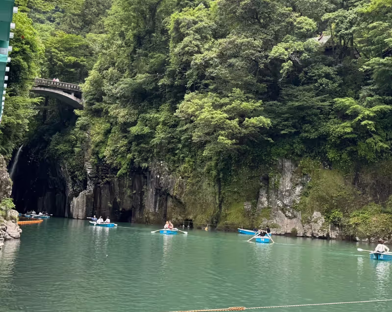 Fukuoka Private Tour - Rental boats at Manai Falls (reservation required)