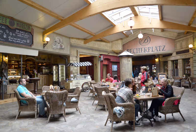 Prague Private Tour - Café in Karlovy Vary