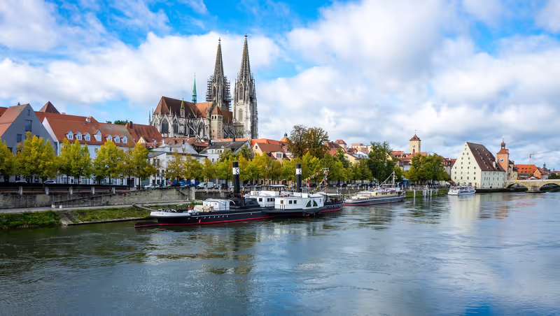 Prague Private Tour - Regensburg