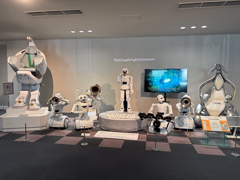 Nagoya Private Tour - Robots with Ohchestra formation in Toyota museum