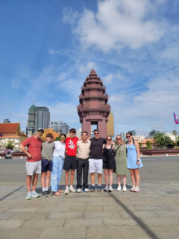 Phnom Penh Private Tour - Group Picture in front of  Independence  Monument