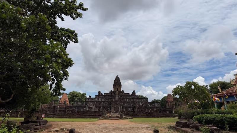 Siem Reap Private Tour - Bakong temple