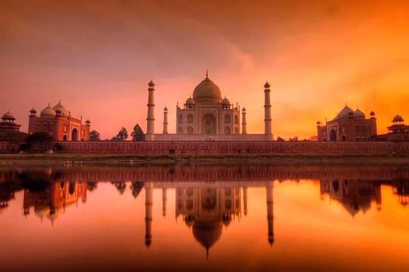Khajuraho Private Tour - Evening view Taj