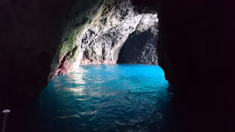 Otaru Private Tour - Inside of the Blue Cave